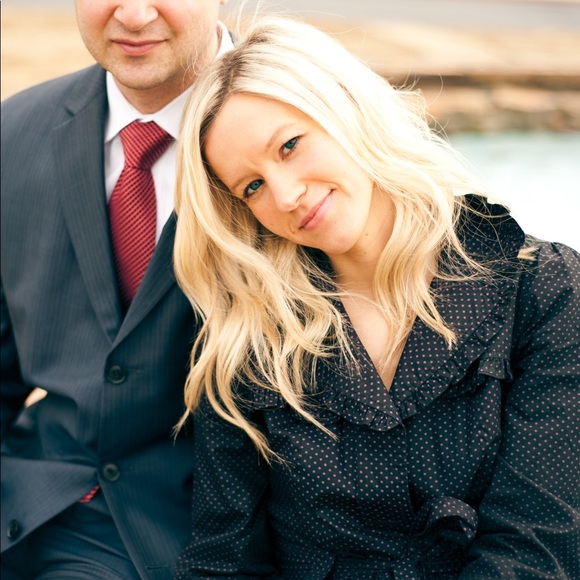 Meet your Posher, Tara with The Texas Petite 💕 - Picture 3 of 3